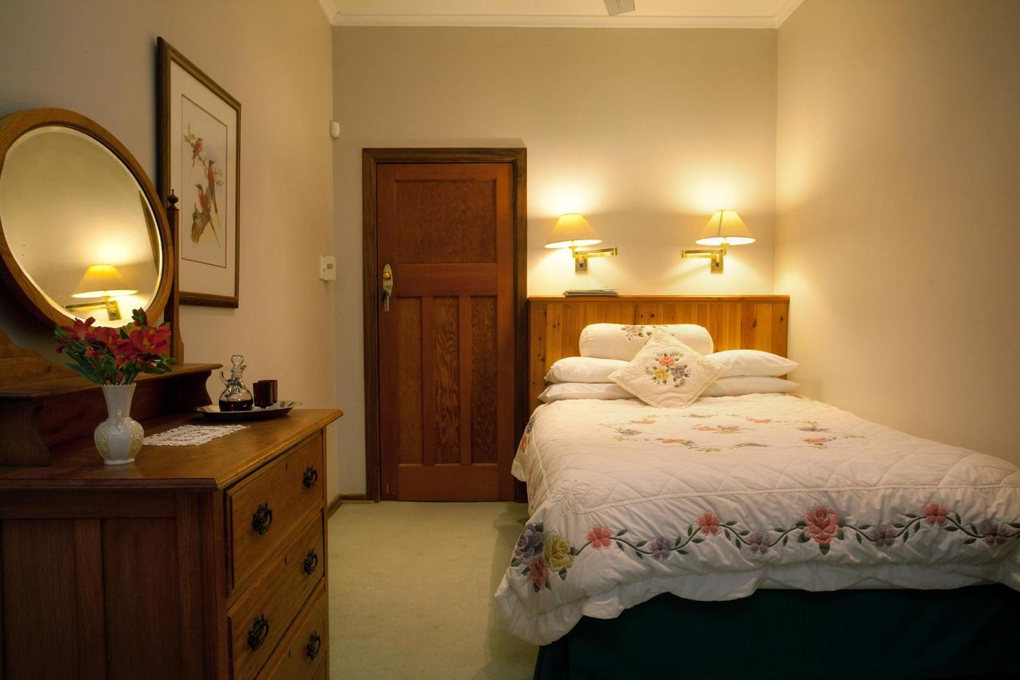 Lupus Den Country House B&B Sunland Exterior foto